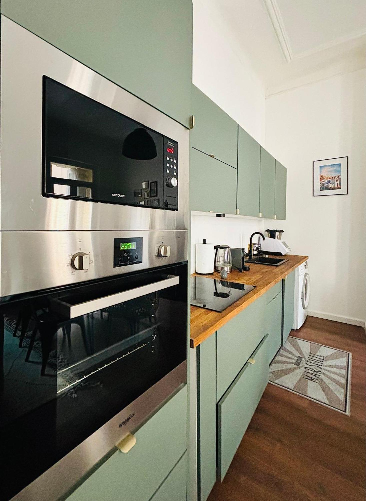 Grand T4 Au Coeur De Marseille Apartment Luaran gambar