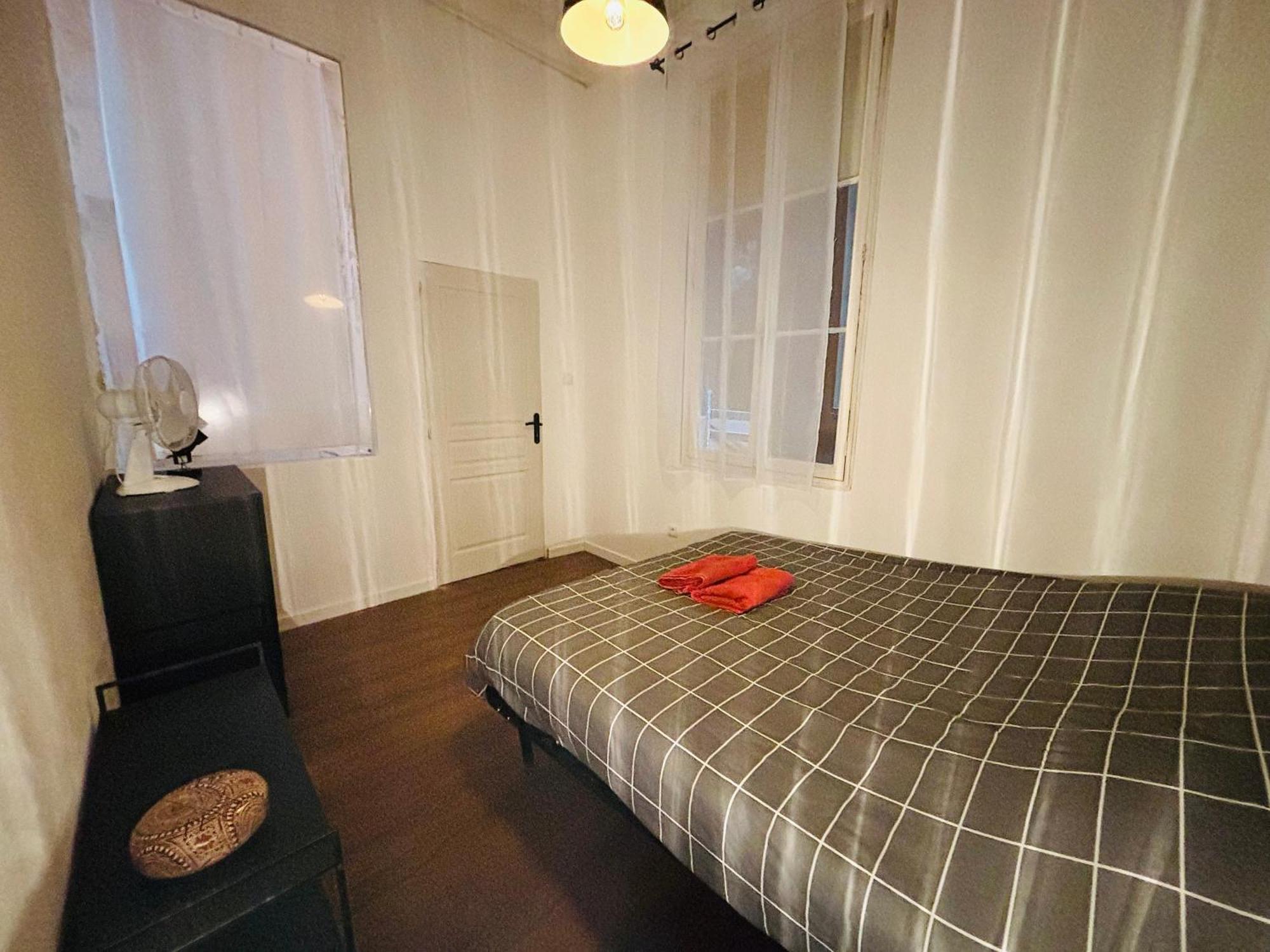 Grand T4 Au Coeur De Marseille Apartment Luaran gambar